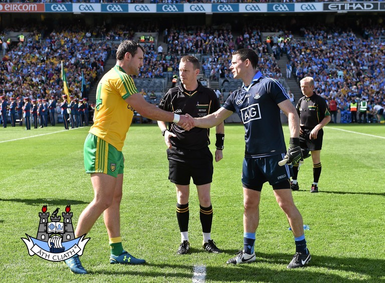stephen cluxton shake hands michael murphy .jpg