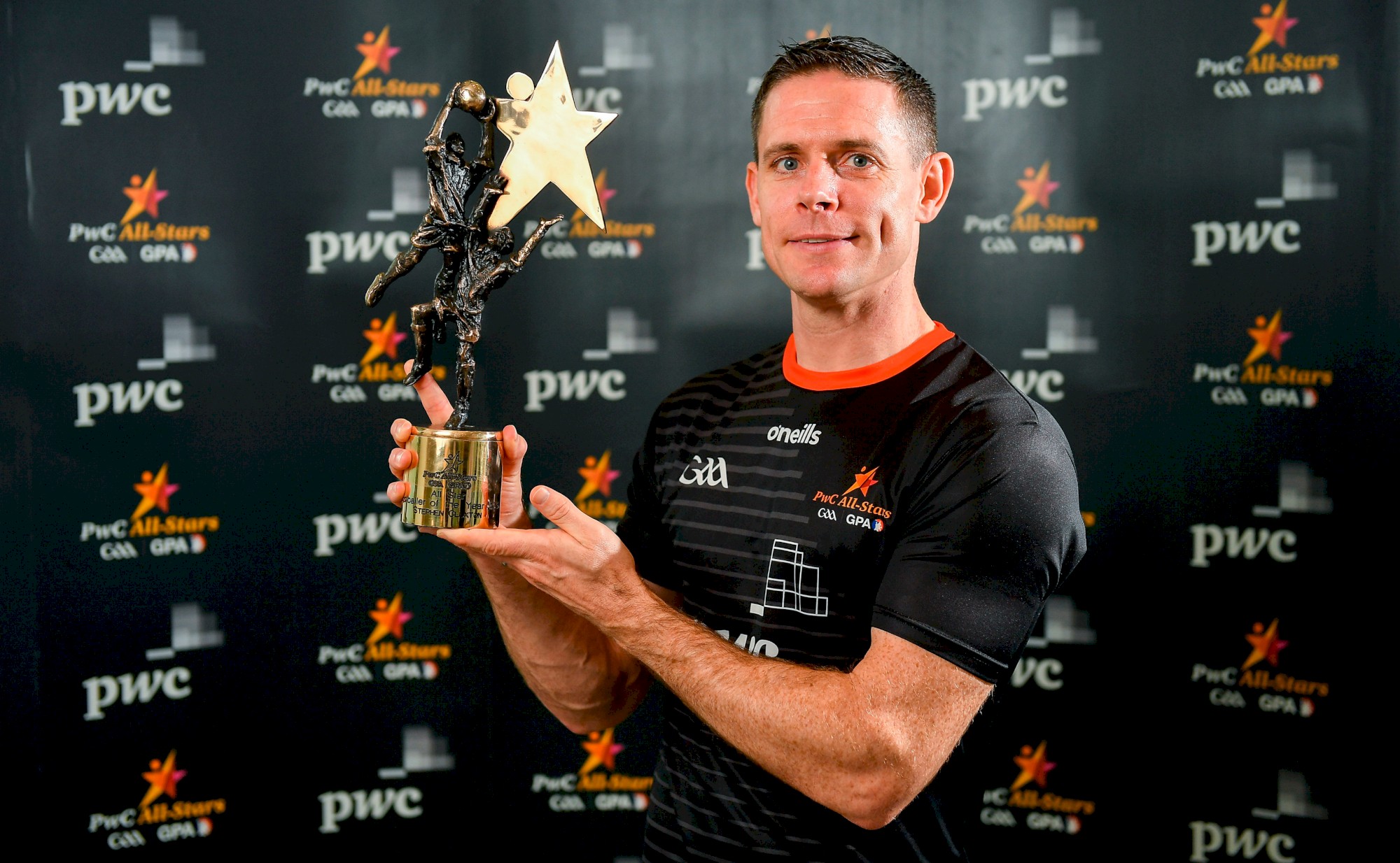 Stephen Cluxton 2019 All Star footballer of the year.jpg