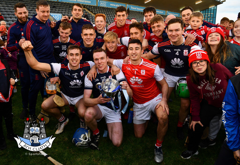 Cuala 2019 dublin shc a final celeb with cup .jpg