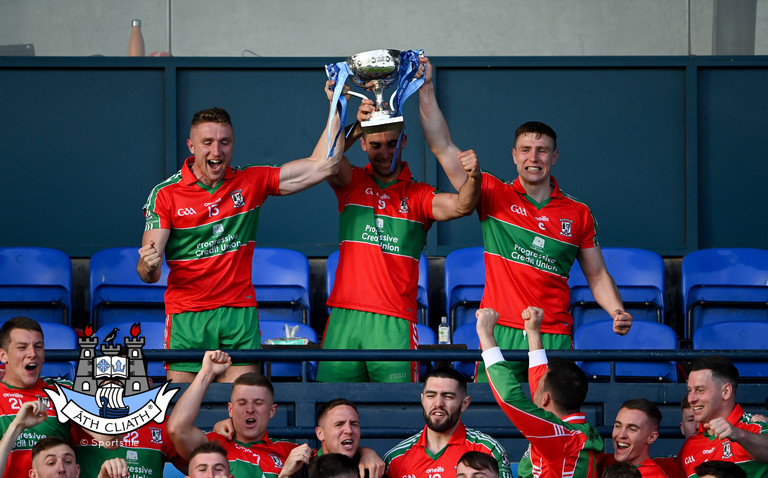 Ballymun Kickhams with Cup and Smalls 2020 SFC1 final .jpg
