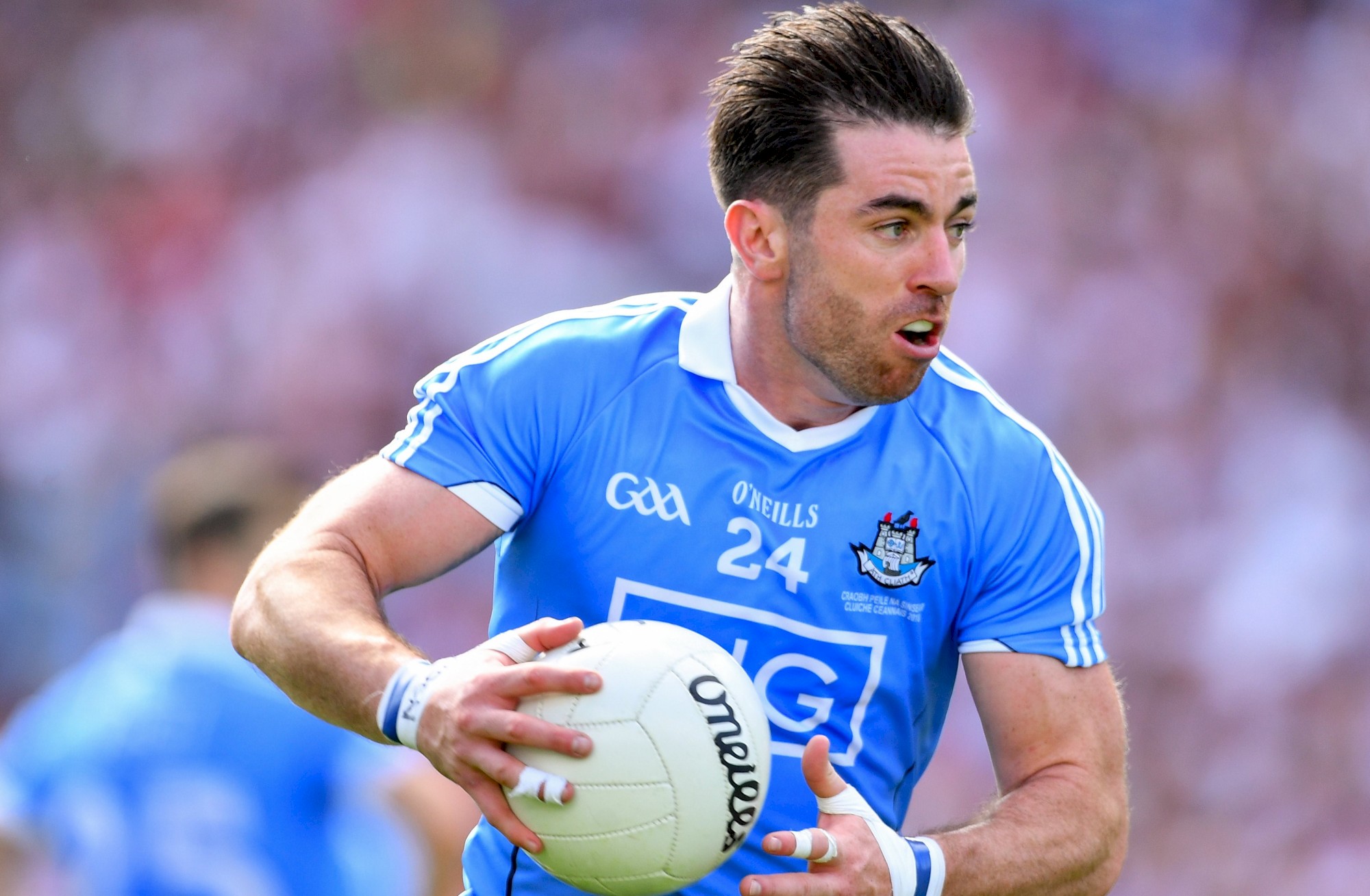 TG4_Laochra Gael_Ep 2_Michael Darragh MacAuley 1.jpg